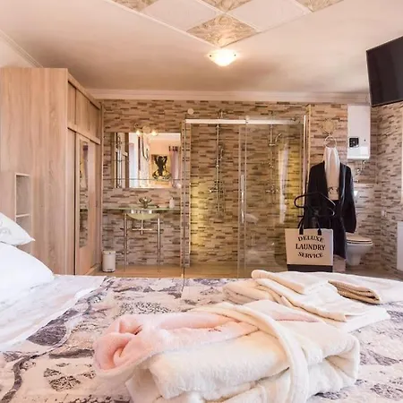 Вилла Luxury Unique Emily With Amazing Sea View Ловран