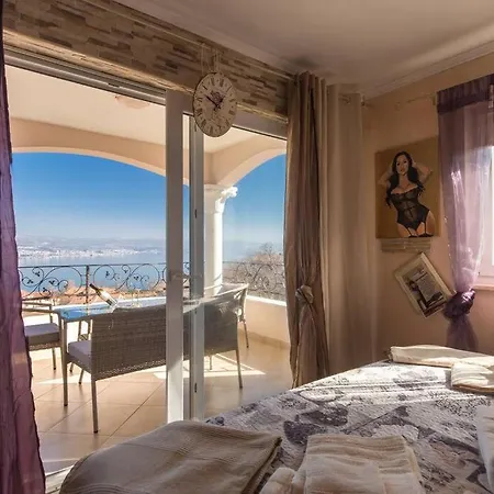 Вилла Luxury Unique Emily With Amazing Sea View *