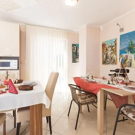 Luxury Unique Emily With Amazing Sea View