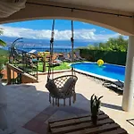 Luxury Unique Emily With Amazing Sea View