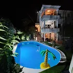 Luxury Unique Emily With Amazing Sea View