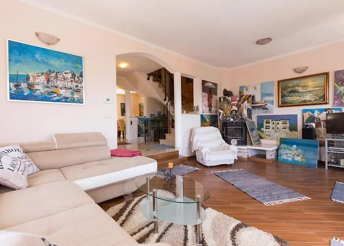 Luxury Unique Emily With Amazing Sea View Villa