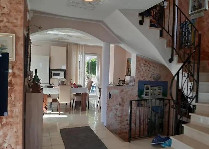 Villa Luxury Unique Emily With Amazing Sea View